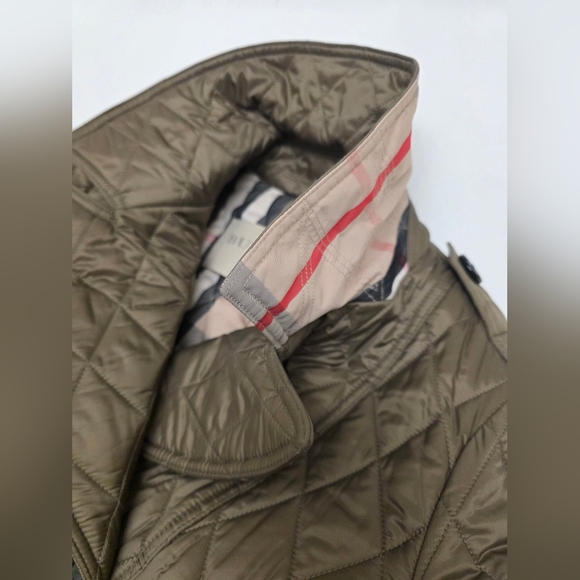 Burberry Quilted Double-Breasted Olive Trench Coat - Picture 5 of 8